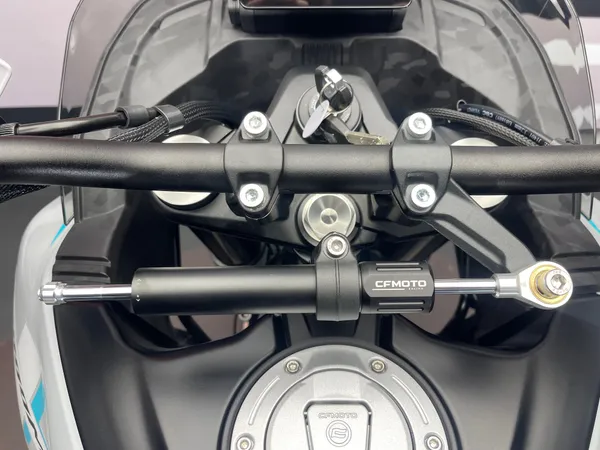 CFMOTO 1000 MT-X - Thumbnail 11