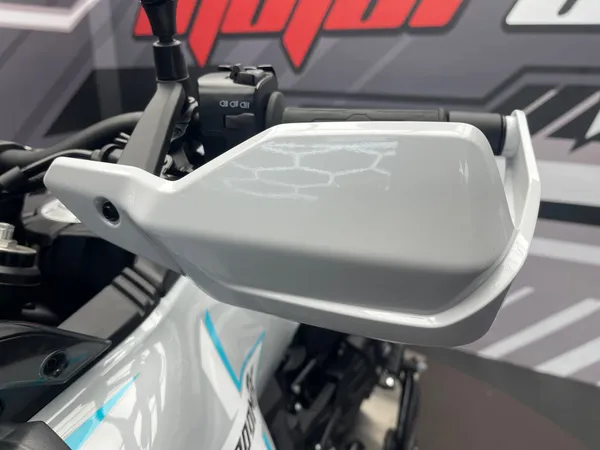 CFMOTO 1000 MT-X - Thumbnail 19