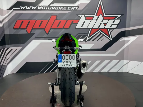 KAWASAKI ZX-6R - Thumbnail 4