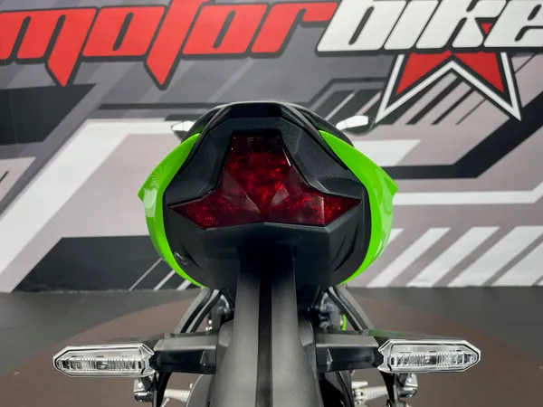 KAWASAKI ZX-6R - Thumbnail 13