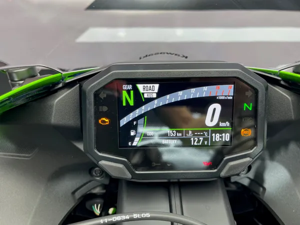 KAWASAKI ZX-6R - Thumbnail 7