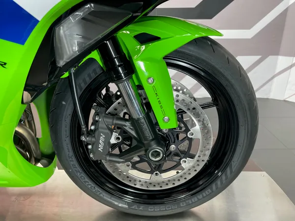 KAWASAKI ZX-6R - Thumbnail 14
