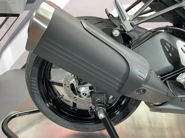 KAWASAKI ZX-6R - Thumbnail 17
