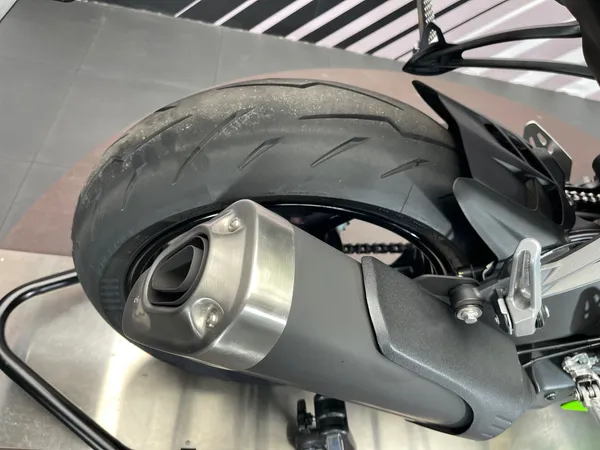 KAWASAKI ZX-6R - Thumbnail 18