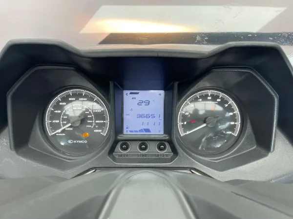 KYMCO GRAND DINK 300 ABS - Thumbnail 6