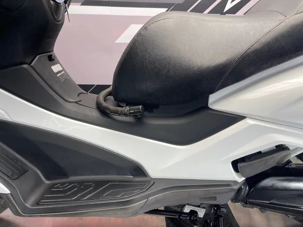 KYMCO GRAND DINK 300 ABS - Thumbnail 21
