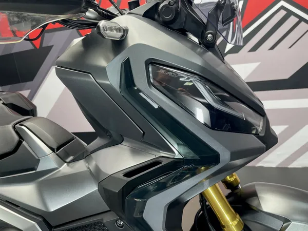 HONDA X-ADV 750 - Thumbnail 12