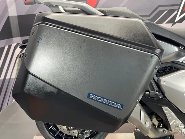HONDA X-ADV 750 - Thumbnail 15
