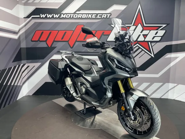 HONDA X-ADV 750 - Thumbnail 5