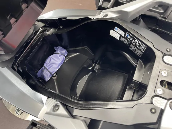 HONDA X-ADV 750 - Thumbnail 20