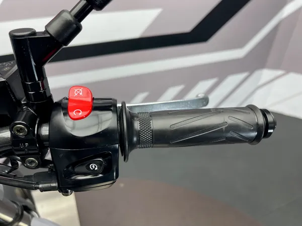 YAMAHA MT-03 - Thumbnail 9