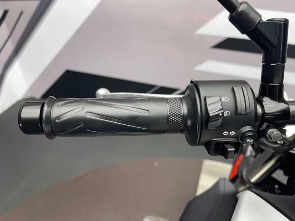 YAMAHA MT-07 ABS - Thumbnail 8