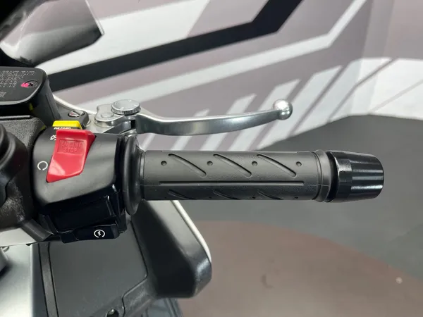 KYMCO XCITING 400i ABS - Thumbnail 9