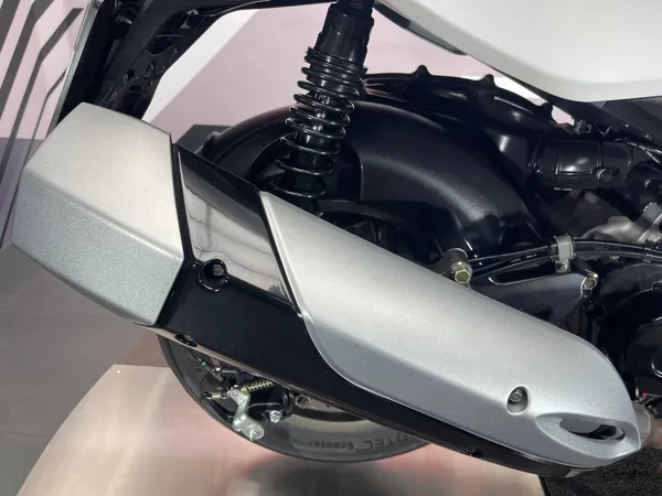 KYMCO XCITING 400i ABS - Thumbnail 13