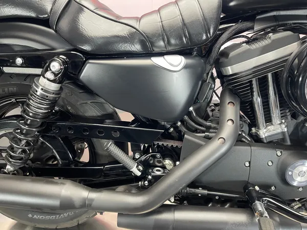 HARLEY DAVIDSON SPORTSTER 883 IRON - Thumbnail 13