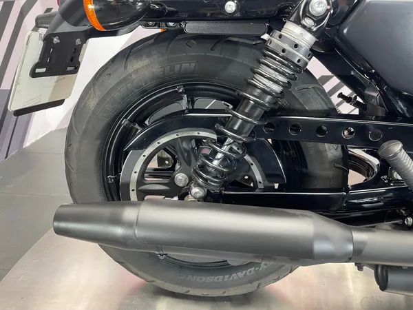 HARLEY DAVIDSON SPORTSTER 883 IRON - Thumbnail 14