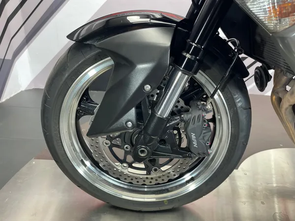 KAWASAKI Z 1000 - Thumbnail 19
