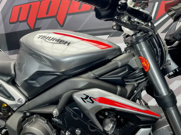 TRIUMPH STREET TRIPLE RS - Thumbnail 16