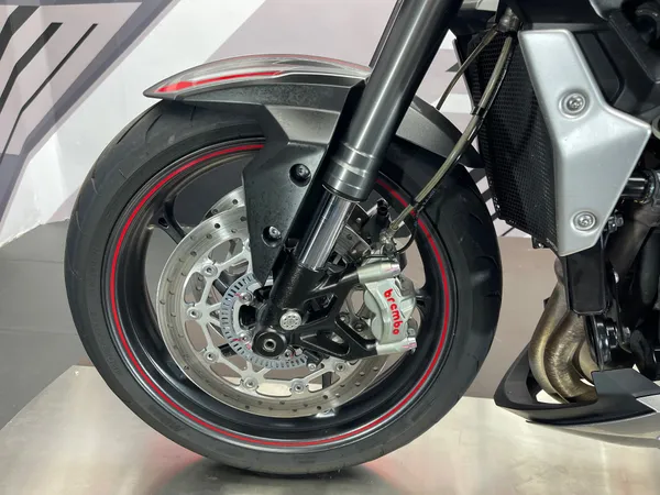 TRIUMPH STREET TRIPLE RS - Thumbnail 27
