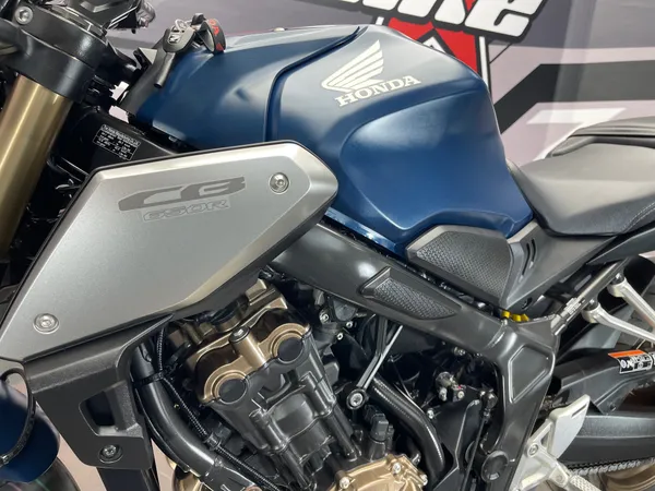 HONDA CB 650 R - Thumbnail 17