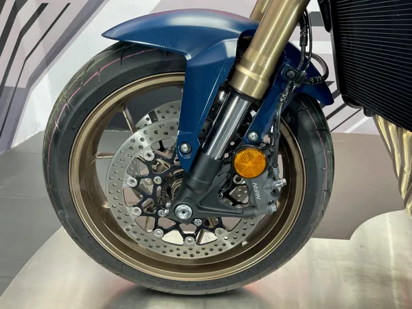 HONDA CB 650 R - Thumbnail 18