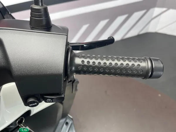 APRILIA SXR 50 - Thumbnail 9