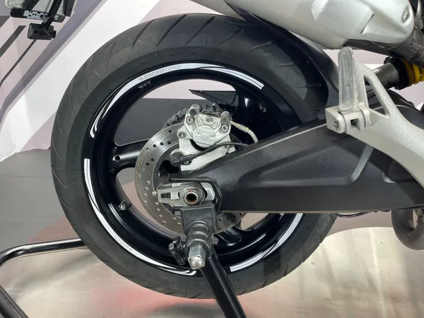 DUCATI MONSTER 696 - Thumbnail 16