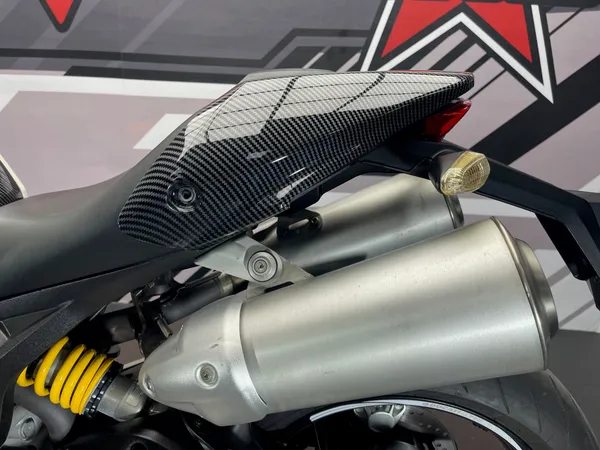 DUCATI MONSTER 696 - Thumbnail 23