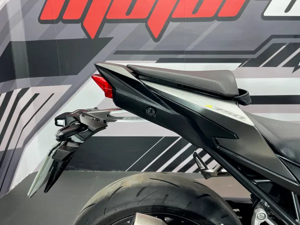 HONDA CB 750 HORNET - Thumbnail 17