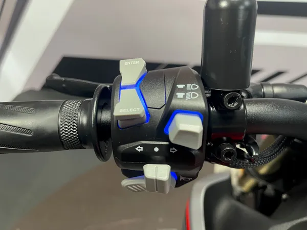 QJMOTOR SRK 600 - Thumbnail 12