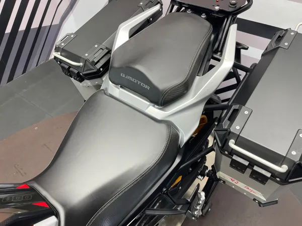 QJMOTOR SRT 800 X - Thumbnail 20