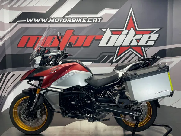 QJMOTOR SRT 800 X - Thumbnail 2