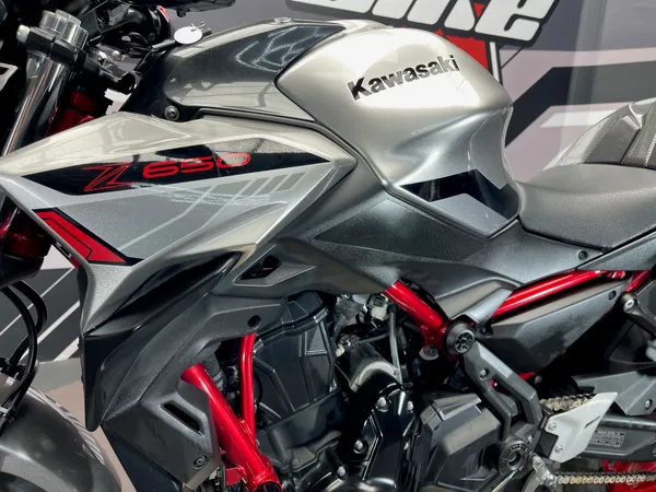 KAWASAKI Z 650 A2 - Thumbnail 21
