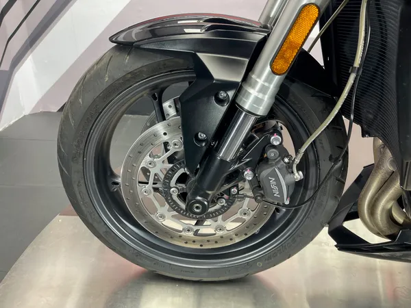 TRIUMPH STREET TRIPLE - Thumbnail 23
