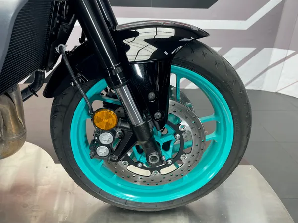 YAMAHA MT-09 - Thumbnail 12