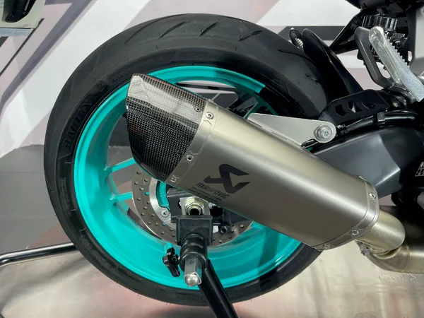 YAMAHA MT-09 - Thumbnail 15