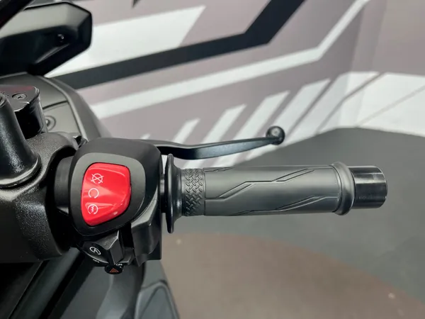YAMAHA X-MAX 125 ABS - Thumbnail 8