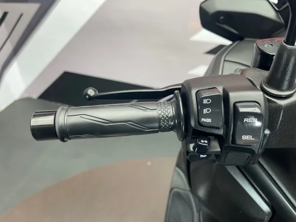 YAMAHA X-MAX 125 ABS - Thumbnail 7