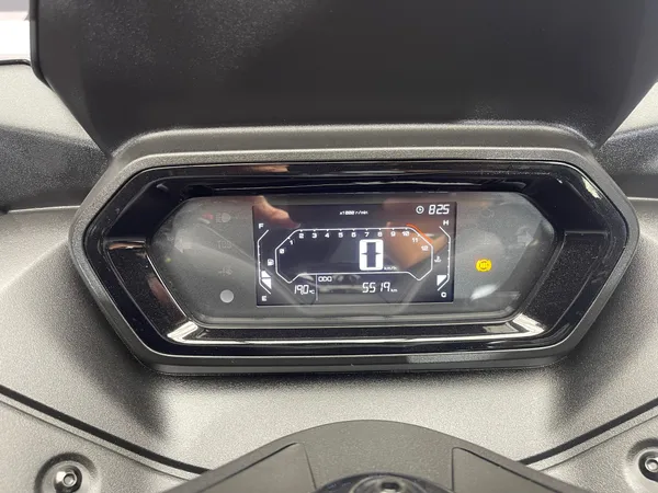 YAMAHA X-MAX 125 ABS - Thumbnail 6