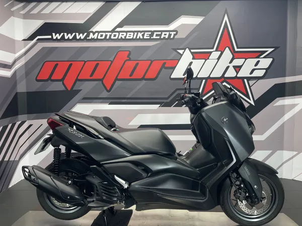 YAMAHA X-MAX 125 ABS - Image 1