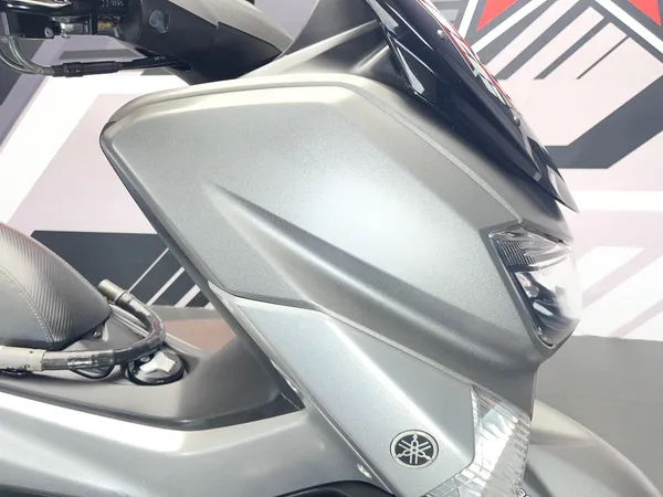 YAMAHA NMAX - Thumbnail 6