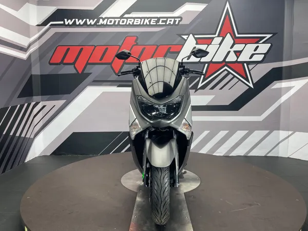 YAMAHA NMAX - Thumbnail 3