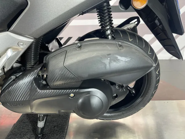 YAMAHA NMAX - Thumbnail 12