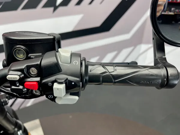 ZONTES 125C - Thumbnail 10